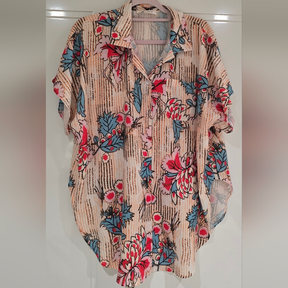 Cupshe Button-Up Women’s Bathing Suit, Beach Pool Coverup. Size Medium
